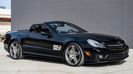 2012 Mercedes-Benz SL63 AMG