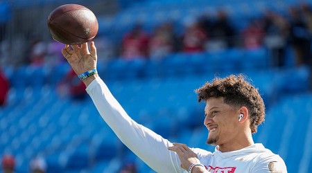 Chiefs' Patrick Mahomes Says He'd 'Love' to Win a Game Before 'Very Last Play'