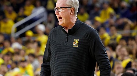 Fran McCaffery Makes Tactical Gamble As Iowa Hawkeyes Remain Far Off Top 25 Rankings