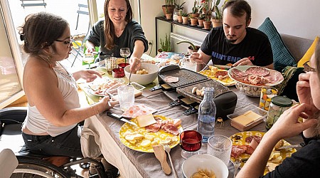 Les amis de vos amis façonnent aussi votre microbiote intestinal