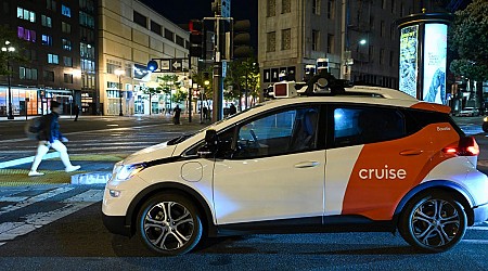 Cruise founder calls GM 'a bunch of dummies' after automaker shuts down robotaxi startup