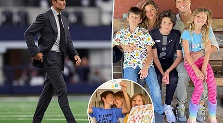 Tom Brady calls first Thanksgiving game while ex Gisele Bündchen, kids spend holiday in Costa Rica