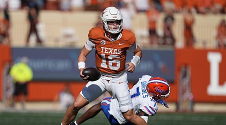 Quinn Ewers deserves to lead Texas in CFP, but Arch Manning injection could spur offense