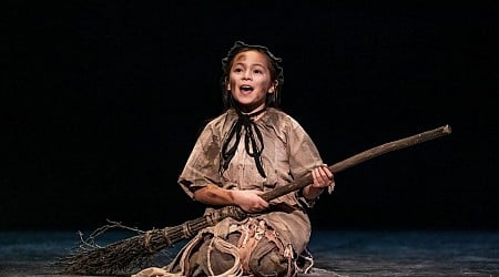 Naperville girl part of national Broadway ‘Les Miz’ production coming to Chicago this week