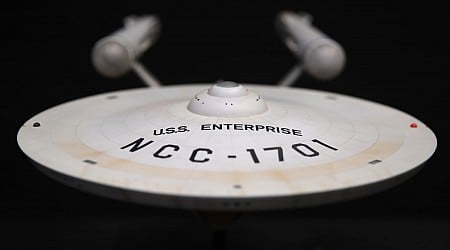 Elderly Woman Says Star Trek License Plates Stuck Her With Thousands of Dollars Worth of Speeding Tickets