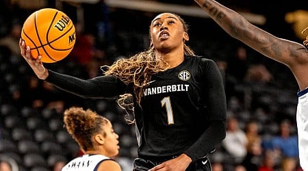 Women's college basketball Freshman Tracker: Mikayla Blakes stays hot, Dani Carnegie lifts Georgia Tech