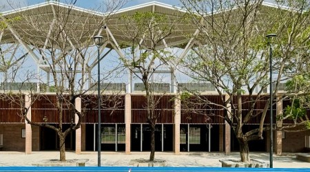 Aidia Studio lofts lightweight metal roof over Mexican grandstand