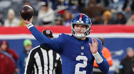 Giants' quarterback carousel turns back to Drew Lock