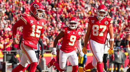 'Ultimate competitor': Injured Mahomes lifts Chiefs