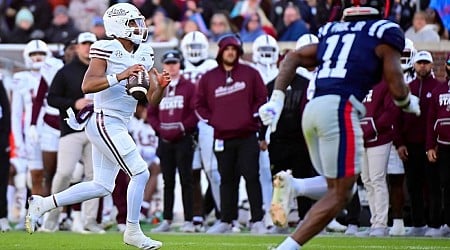 Mississippi State QB Van Buren to enter portal