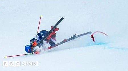 Shiffrin crashes when set for 100th World Cup win