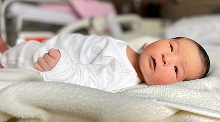 First baby conceived via breakthrough fertility tech born