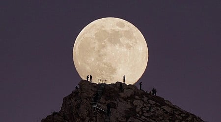 December full moon 2024: Cold Moon puts on a dazzling show for skywatchers worldwide (photos)