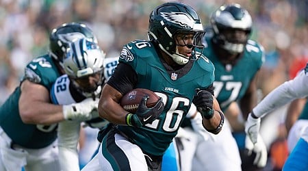 Barkley sets Eagles' single-season rushing mark