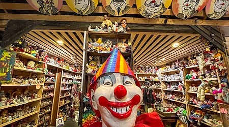 At Nevada’s Clown Motel, the vibe is creepier than ever, and business is good