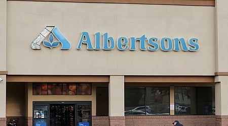 Federal judge blocks Kroger-Albertsons merger