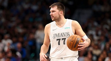 Doncic (wrist) practices, to join Mavs in Utah