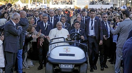 En Corse, le pape François fait vibrer la terre de la « piété populaire »