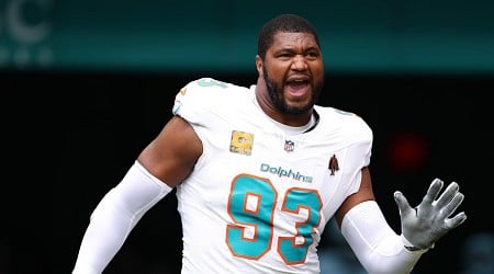 NFL Rumors: Calais Campbell Trade to Ravens Vetoed by Dolphins HC Mike McDaniel