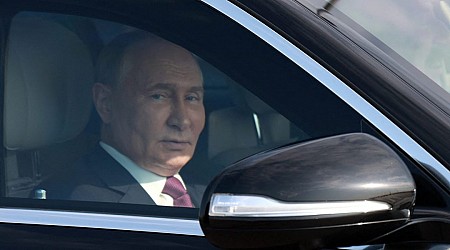 Is Putin secretly one of the world’s richest men? Experts estimate a $200 billion net worth