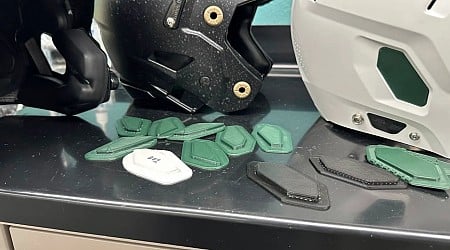 3D printed earhole covers helps football players drown out the crowd