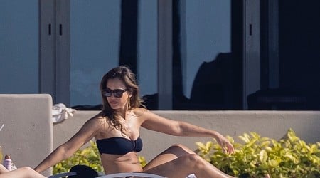 Jessica Alba Catches More Rays in Bikini During Mexico Vacation