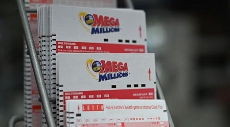 Winner of New Jersey’s $1.13 billion jackpot finally claims prize