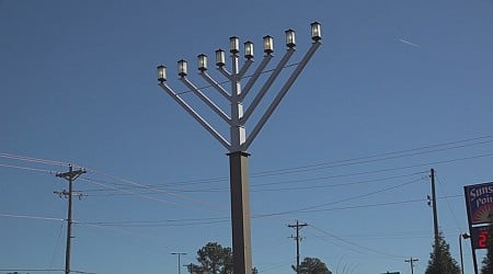 South Carolina Jewish community celebrates Hanukkah