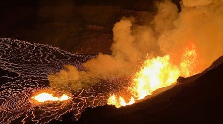 Hawaii’s Kilauea volcano erupts, shooting jets of lava into the sky