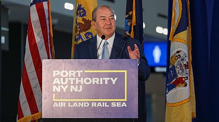 O’Toole re-elected NY-NJ Port Authority chairman