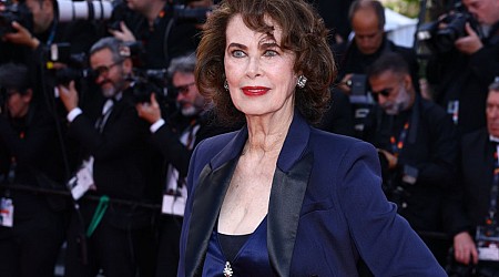 Dayle Haddon dies from suspected carbon monoxide poisoning