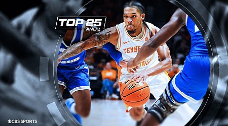 College basketball rankings: Tennessee remains No. 1 after surviving scare vs. Middle Tennessee