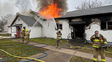 Fire destroys Kansas church