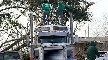 At least 2 dead as Texas and Mississippi hit by multiple tornadoes, severe storms