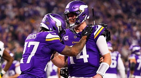 Vikings celebrate QB Sam Darnold after key win over Packers