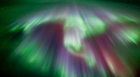 Aurora alert - Powerful geomagnetic storm could spark northern lights as far south as Illinois Dec. 30 and Dec. 31