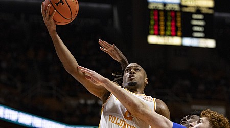 Tennessee remains No. 1 following quiet week in AP Top 25, No. 15 UCLA climbs 7 spots