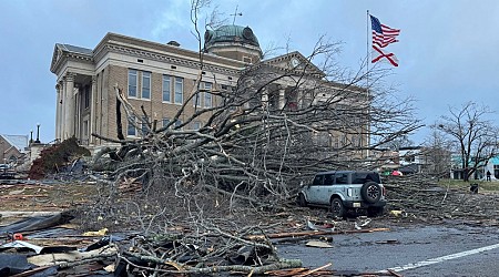 At least 4 people killed in thunderstorms across the South