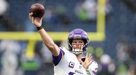 Report: Vikings Want Sam Darnold Back on New Contract in 2025 Despite McCarthy Pick