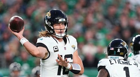 Jaguars' Trevor Lawrence Placed on IR with Concussion After Injury from Al-Shaair Hit