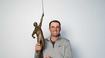 Scottie Scheffler Wins PGA Tour Player of the Year; 1st Since Tiger to Win 3 Straight