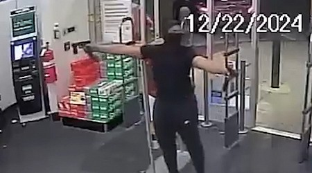 Brazen Thief Uses Tarantino-Like Double-Fisted Guns During Robbery, Video