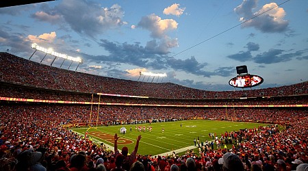 Huskers-Cincy to open '25 at Arrowhead Stadium