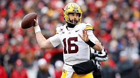 2024-25 college football bowl game spread picks, trends, betting odds: Vegas expert reveals predictions