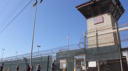 U.S. releases 4th prisoner this month from Guantánamo Bay, leaving 26 at the American facility in Cuba