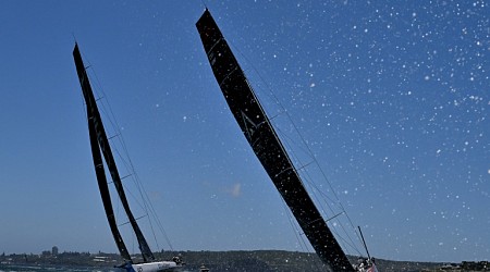 Two Killed In Treacherous Sydney-Hobart Yacht Race