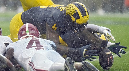 Michigan defense pressures Milroe all day, Wolverines beat No. 11 Alabama 19-13 in ReliaQuest Bowl