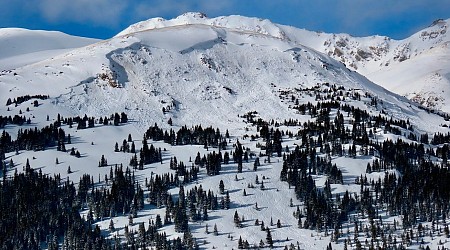 Colorado avalanche center: ‘Very large’ slide triggered near I-70 illustrates current danger