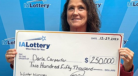 Iowa woman wins $250,000 from Christmas gift lottery ticket