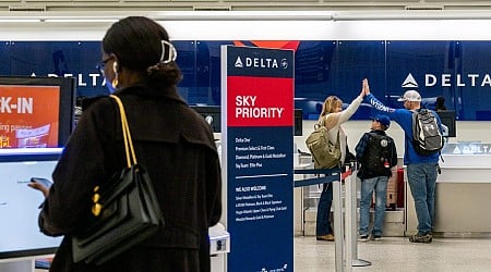 Delta retained its crown as the most on-time US airline. Here's where all its competitors ranked.